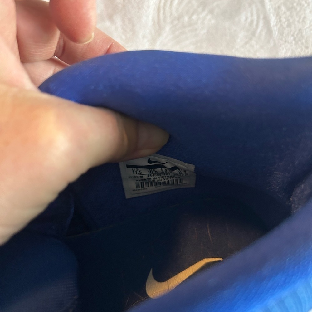 Blue Nike Air Force 72 engineered athletic sneakers with mesh upper and Velcro - Picture 8 of 8